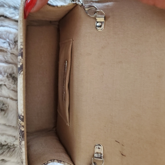 Purse - Picture 5 of 6